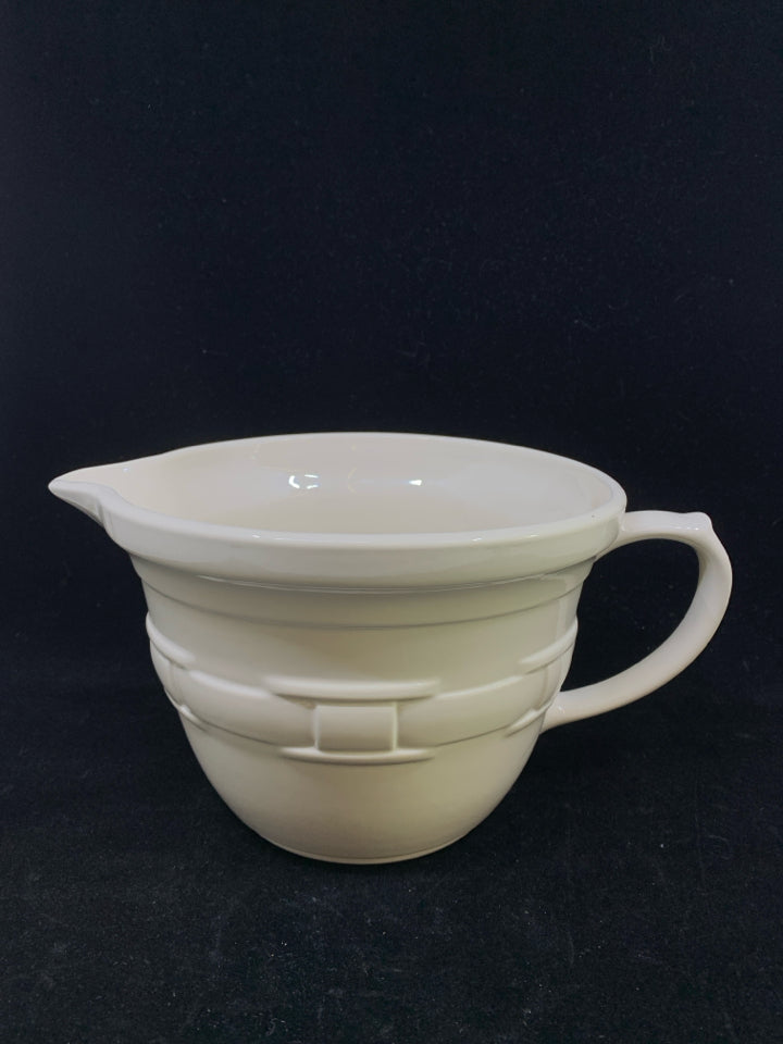 POTTERY BATTER BOWL.