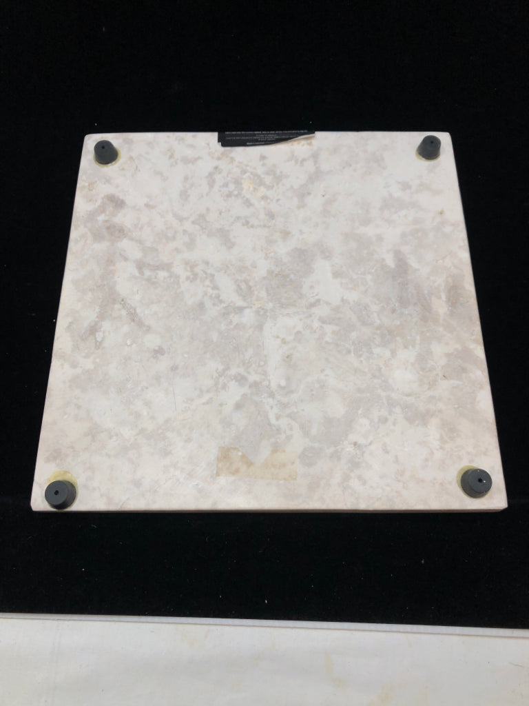 NWT MARBLE SERVING BOARD.