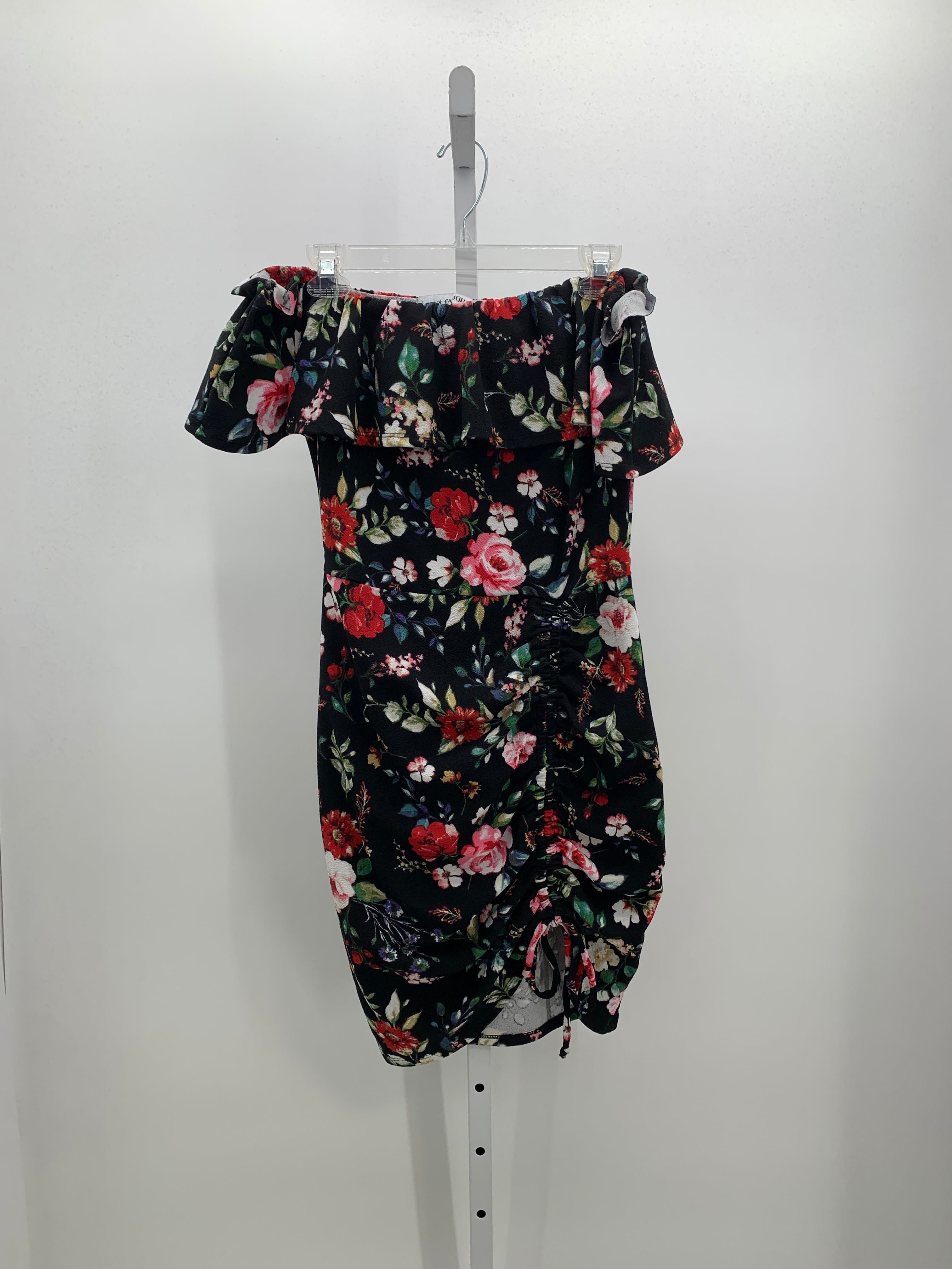 Almost Famous Size Extra Large Juniors Short Sleeve Dress