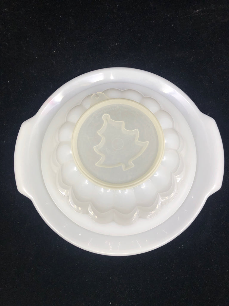 VTG TUPPERWARE JELLO MOLD.