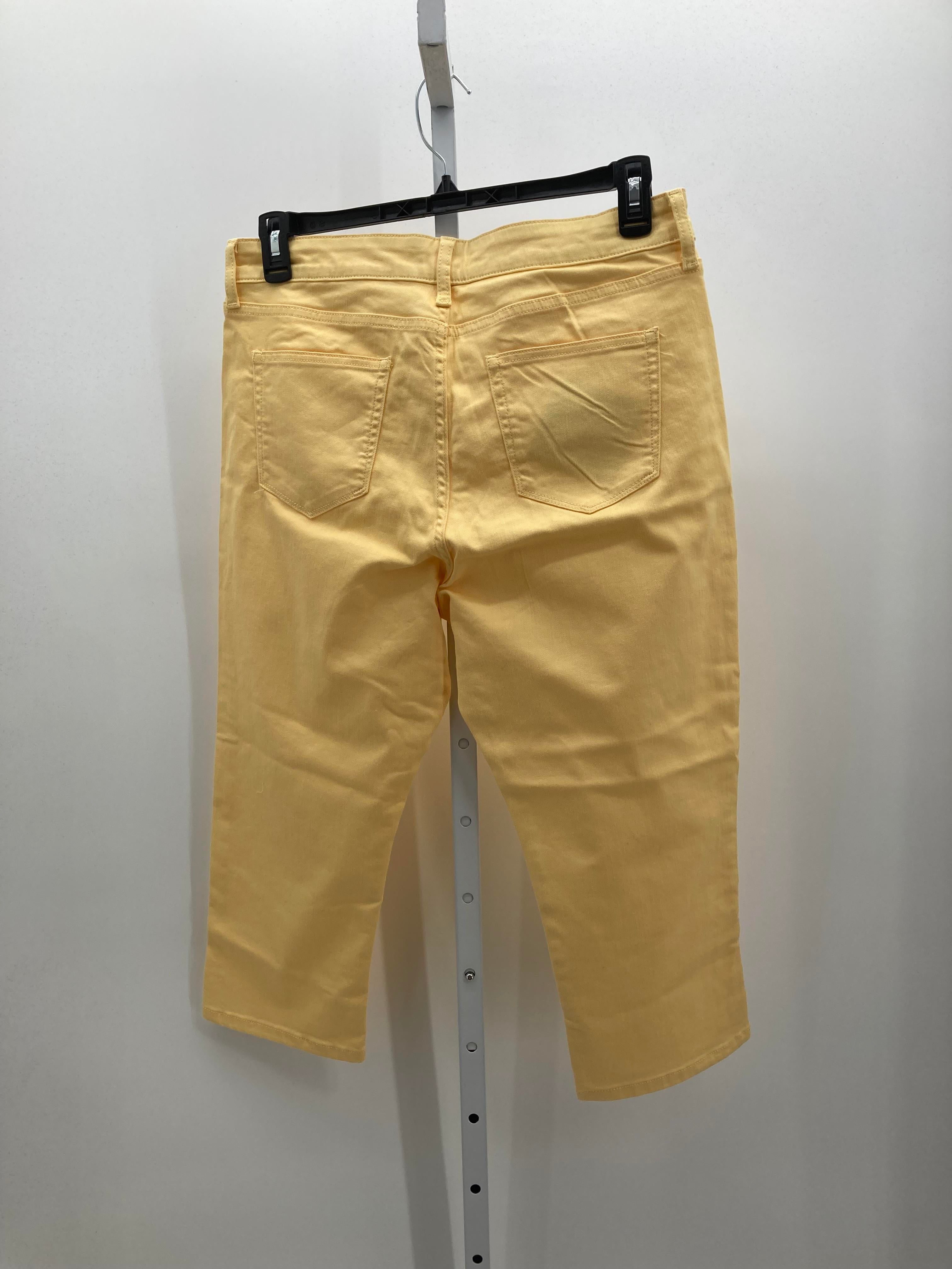 St. Johns Bay Size 14 Misses Capri Pants