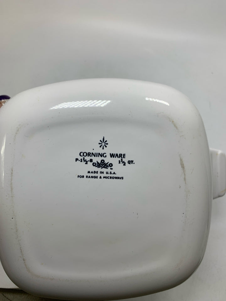 BLUE CORNFLOWER CASSEROLE DISH W/ LID.