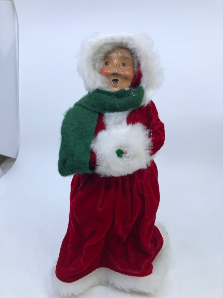 BYERS' CHOICE MRS CLAUSE IN RED COAT-1993.