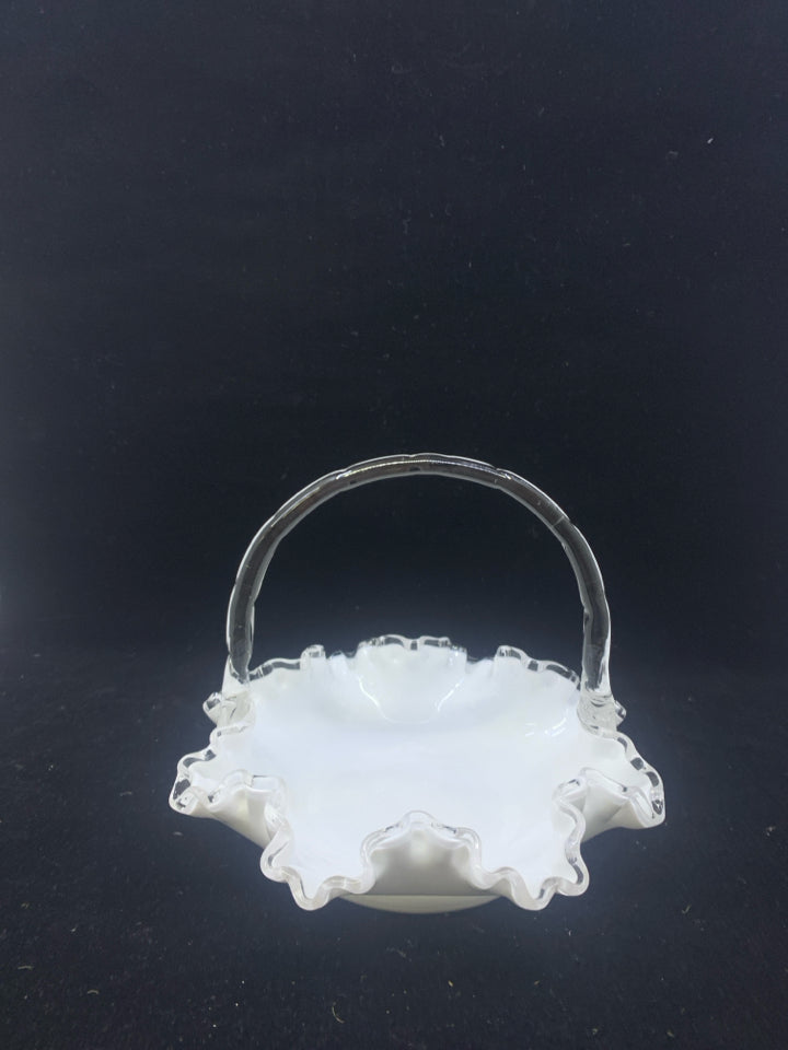 VTG WHITE GLASS RUFFLE EDGE BASKET.