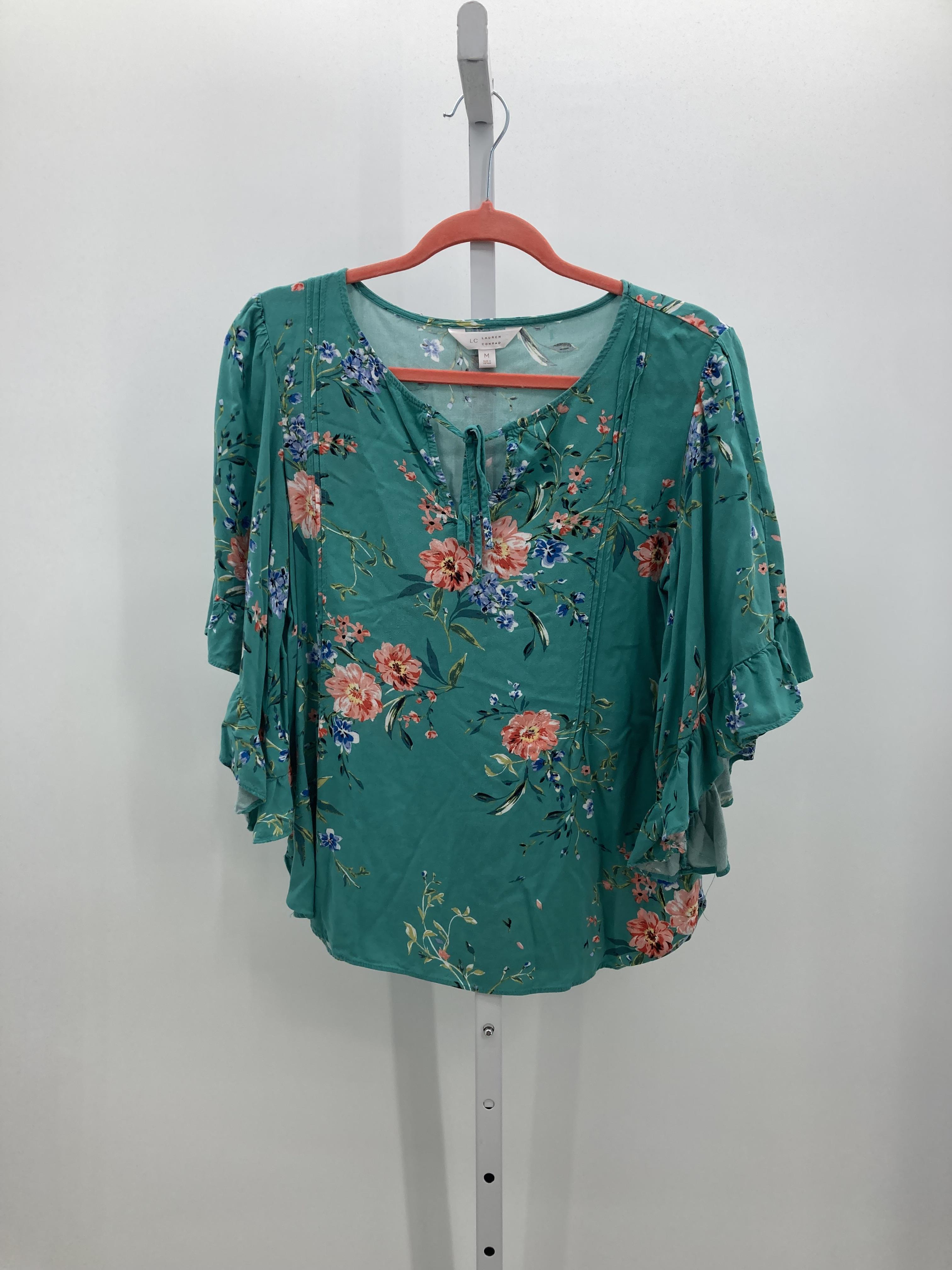 Lauren Conrad Size Medium Misses Short Sleeve Shirt