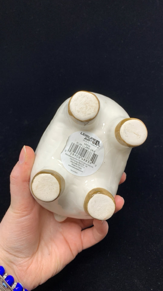 CERAMIC LLAMA PLANTER.