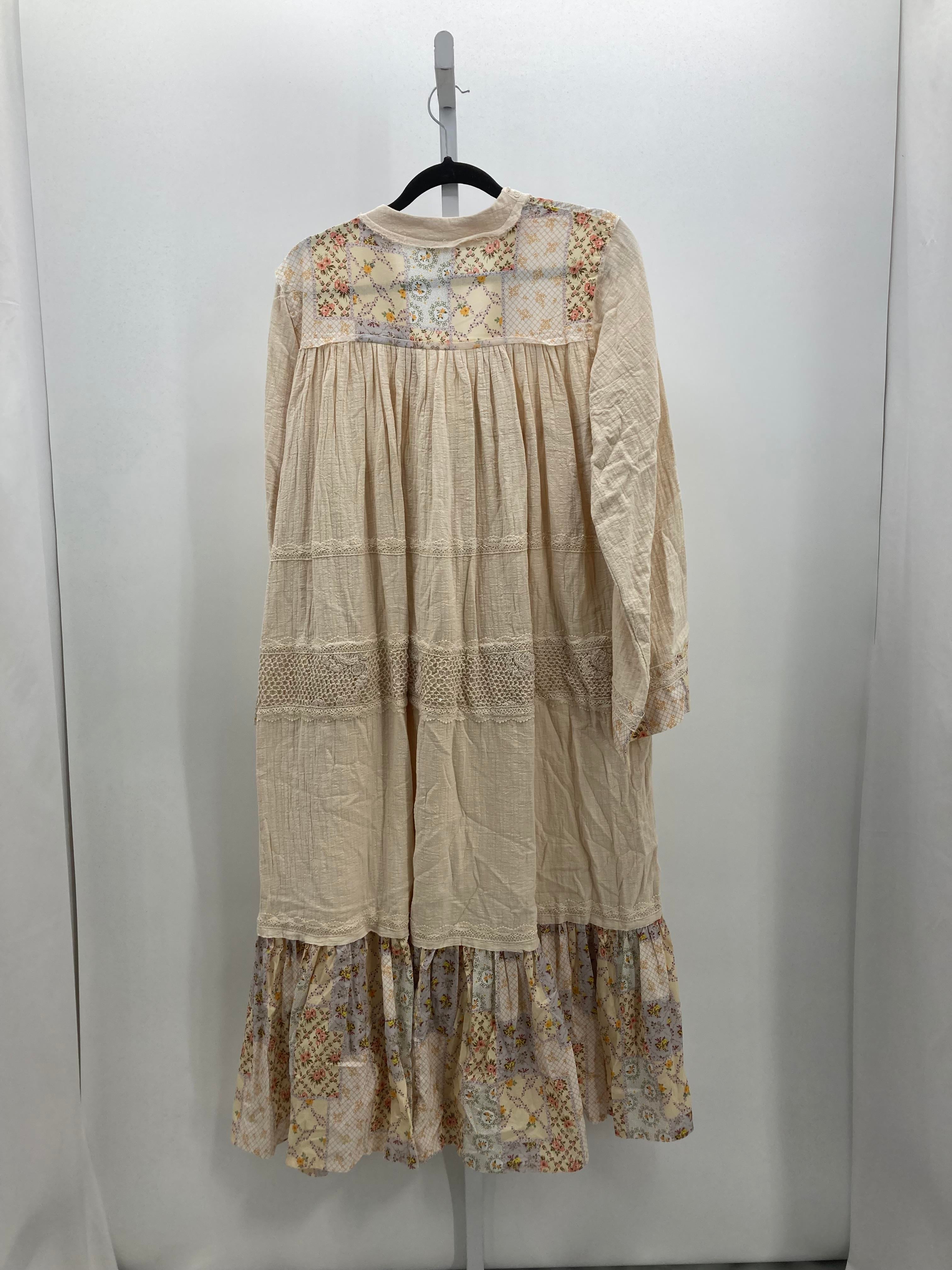 Size Small Misses Long Sleeve Dress