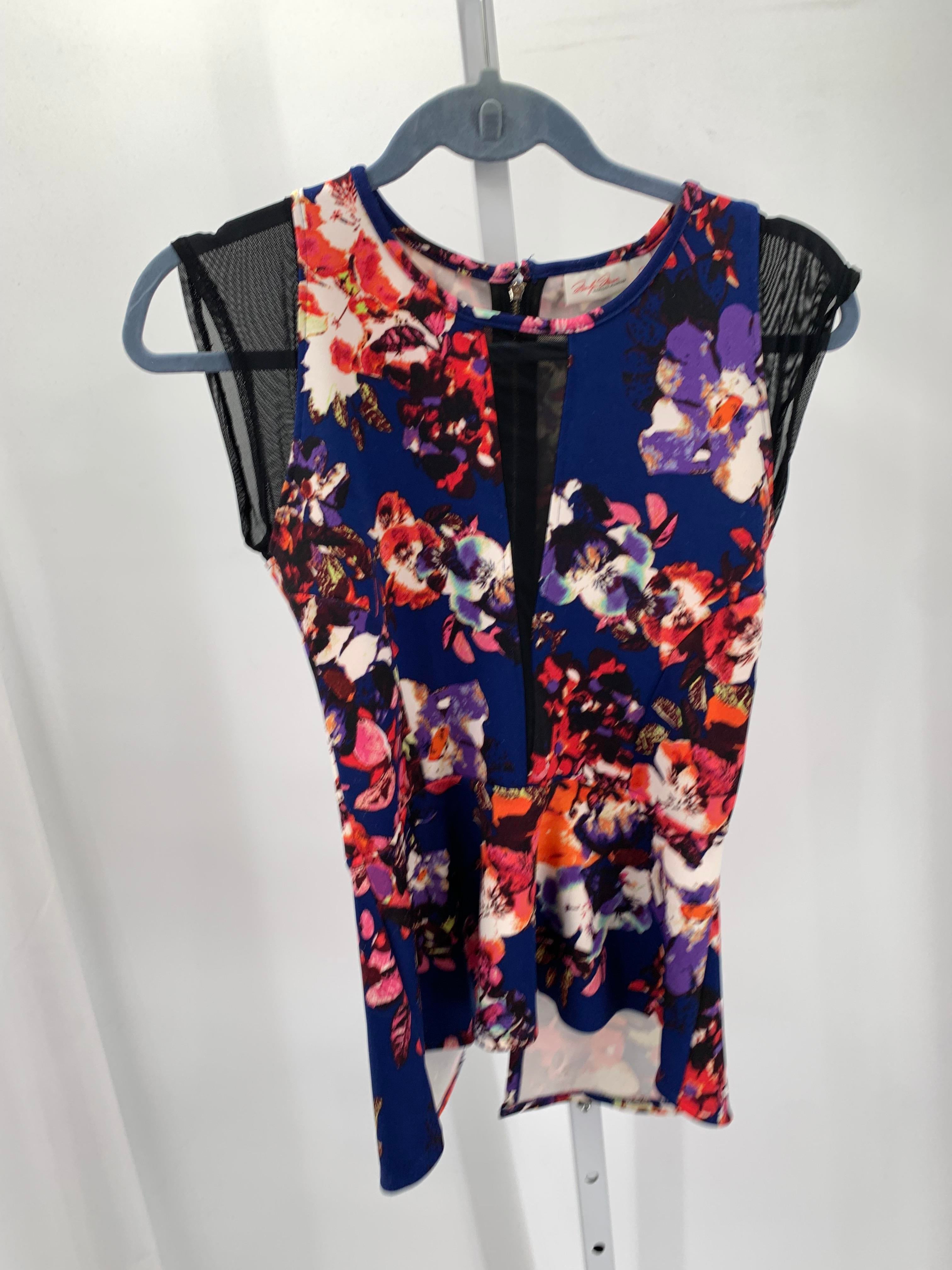 Size Small Misses Sleeveless Shirt
