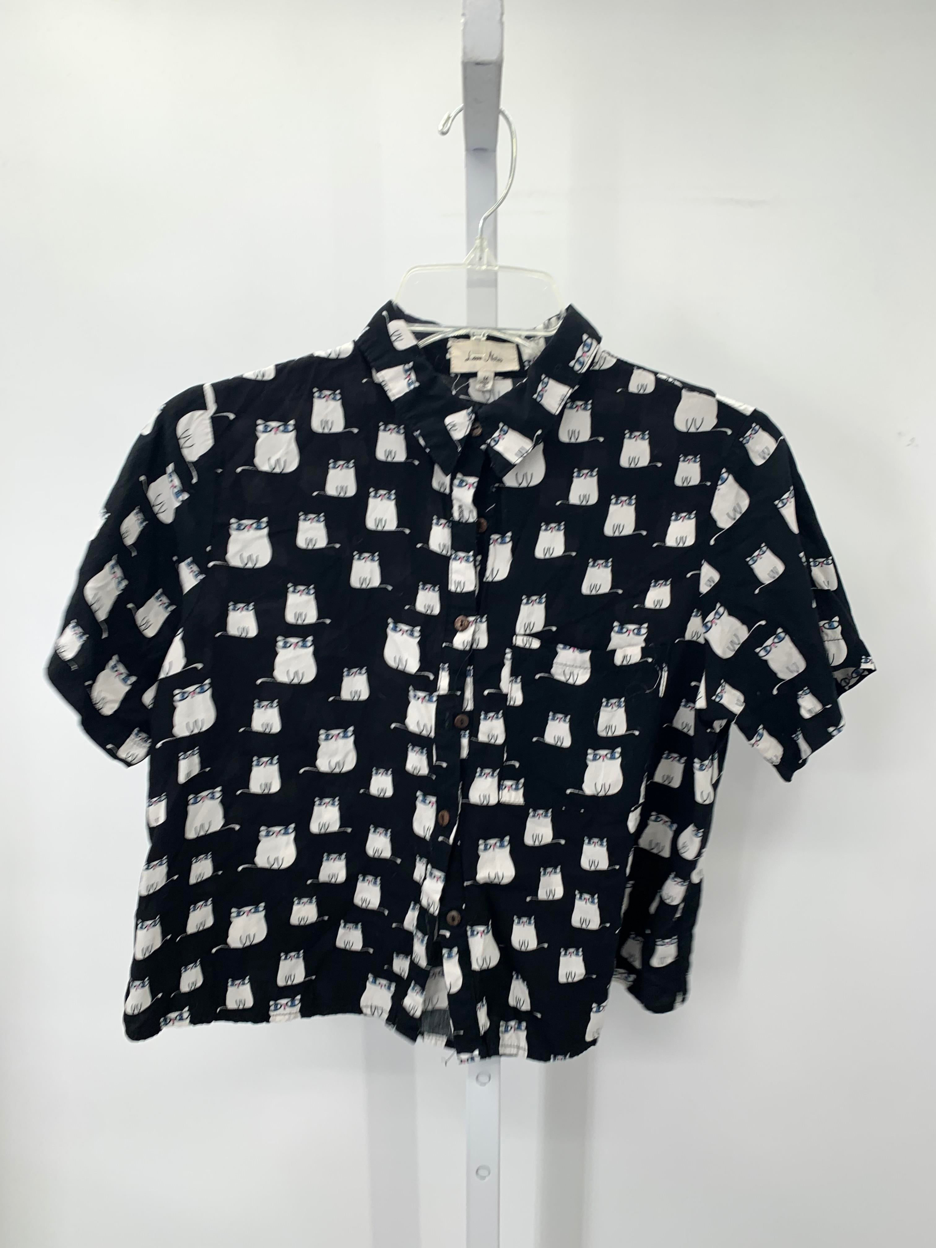 Love Notes Size Medium Juniors Short Sleeve Shirt