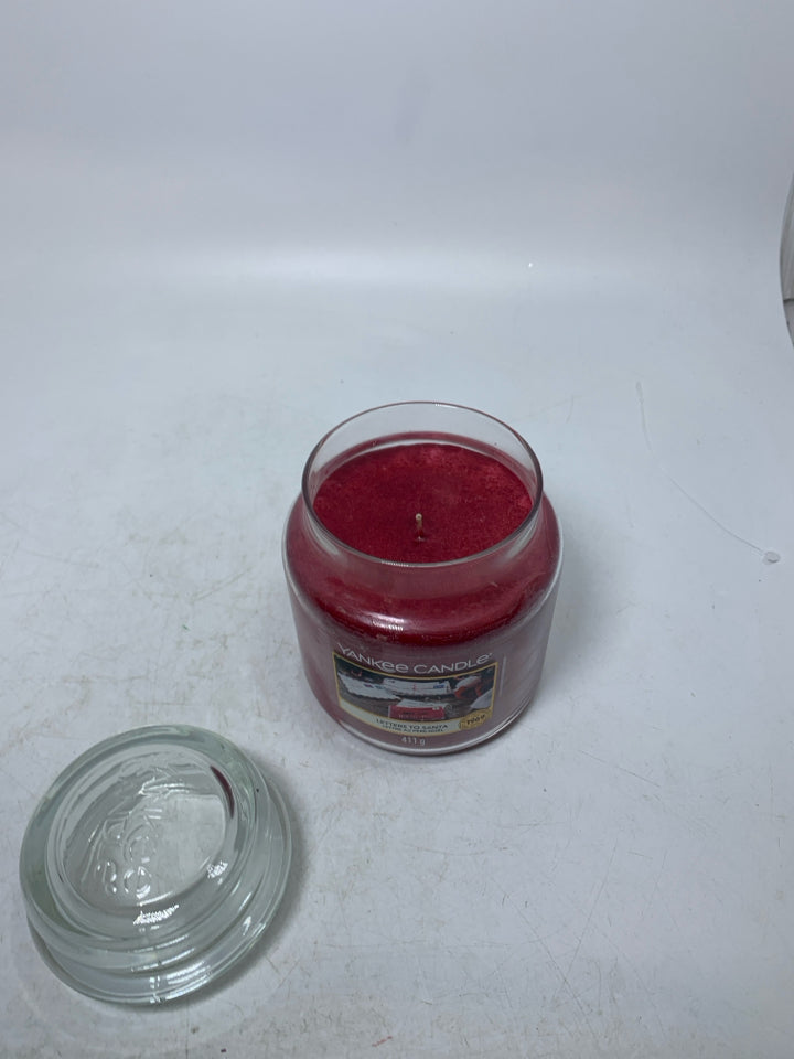 YANKEE CANDLE LETTERS TO SANTA CANDLE.