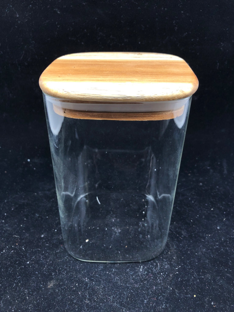 LARA MAID SQUARE GLASS CANISTER.