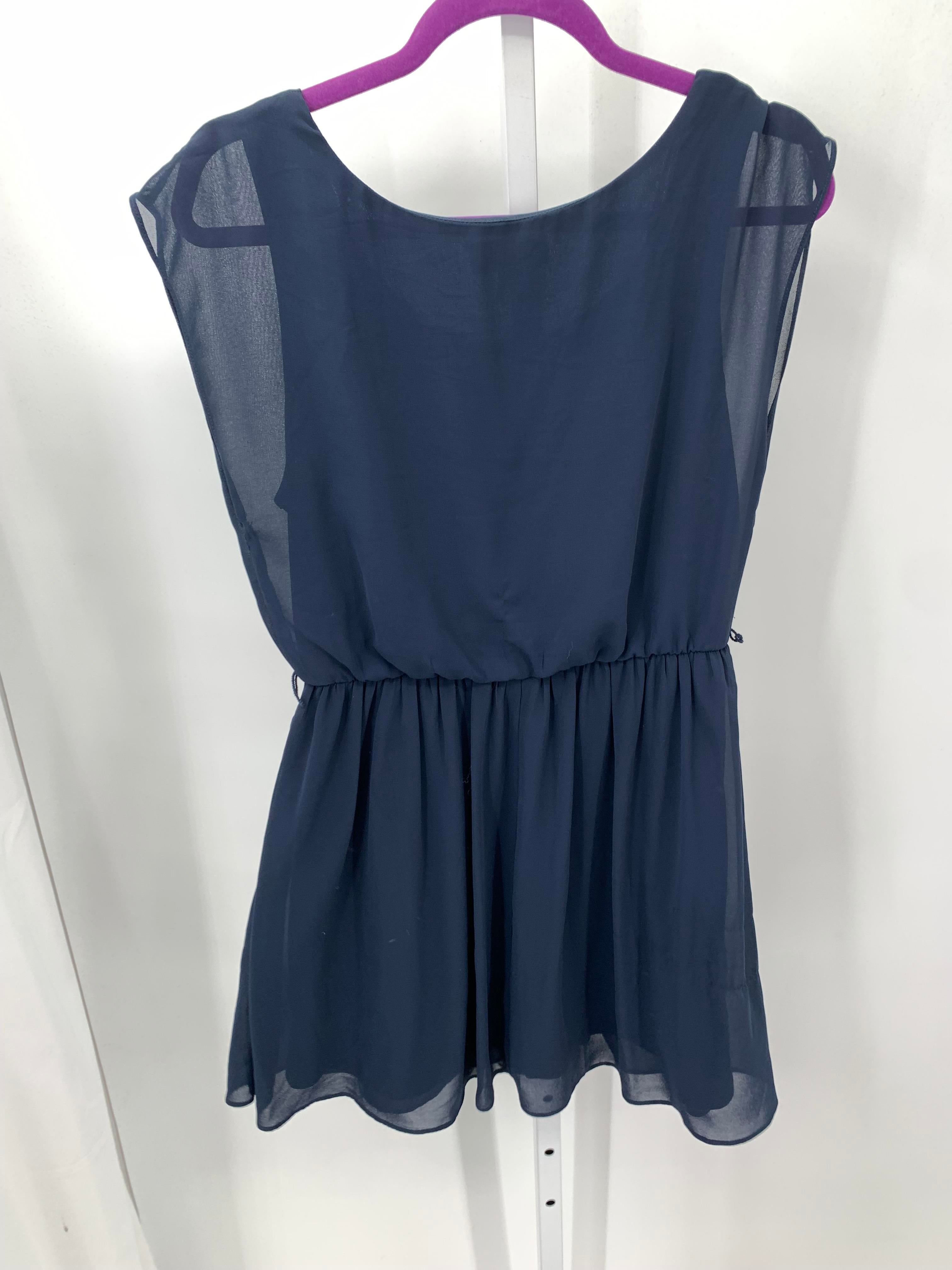 BCX Size Medium Juniors Sleeveless Dress