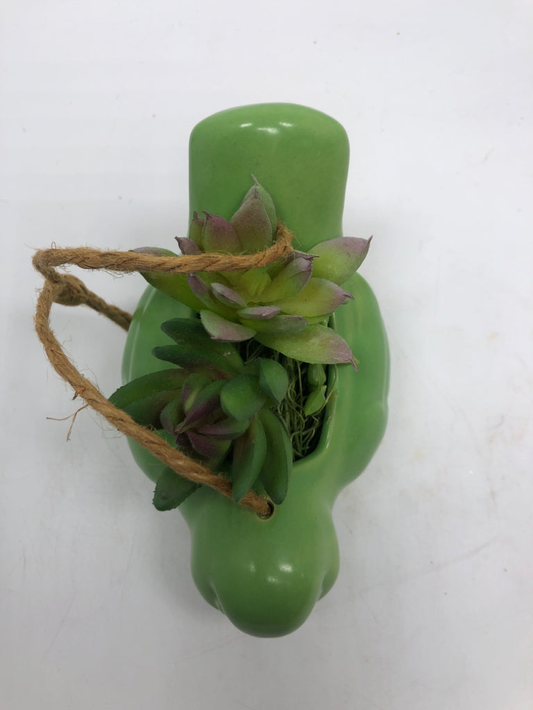 HANGING GREEN BIRD PLANTER W/FAUX SUCCULENT.