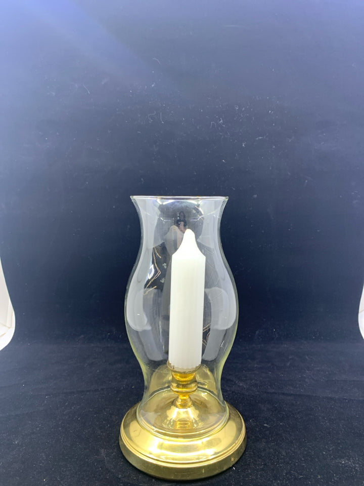 VTG BRASS TAPER CANDLE HOLDER W HURRICANE GLASS.