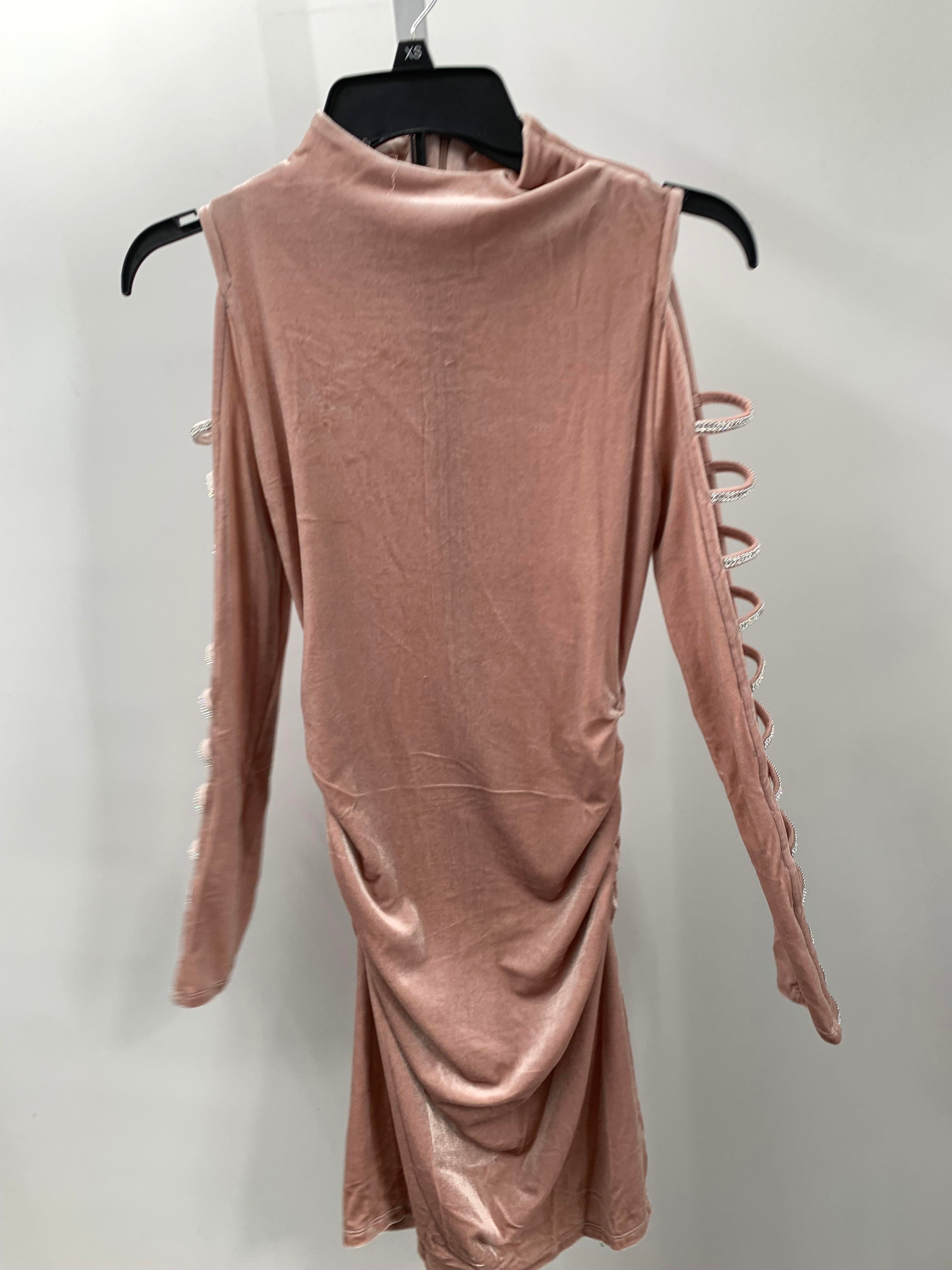 Venus Size Small Misses Long Sleeve Dress