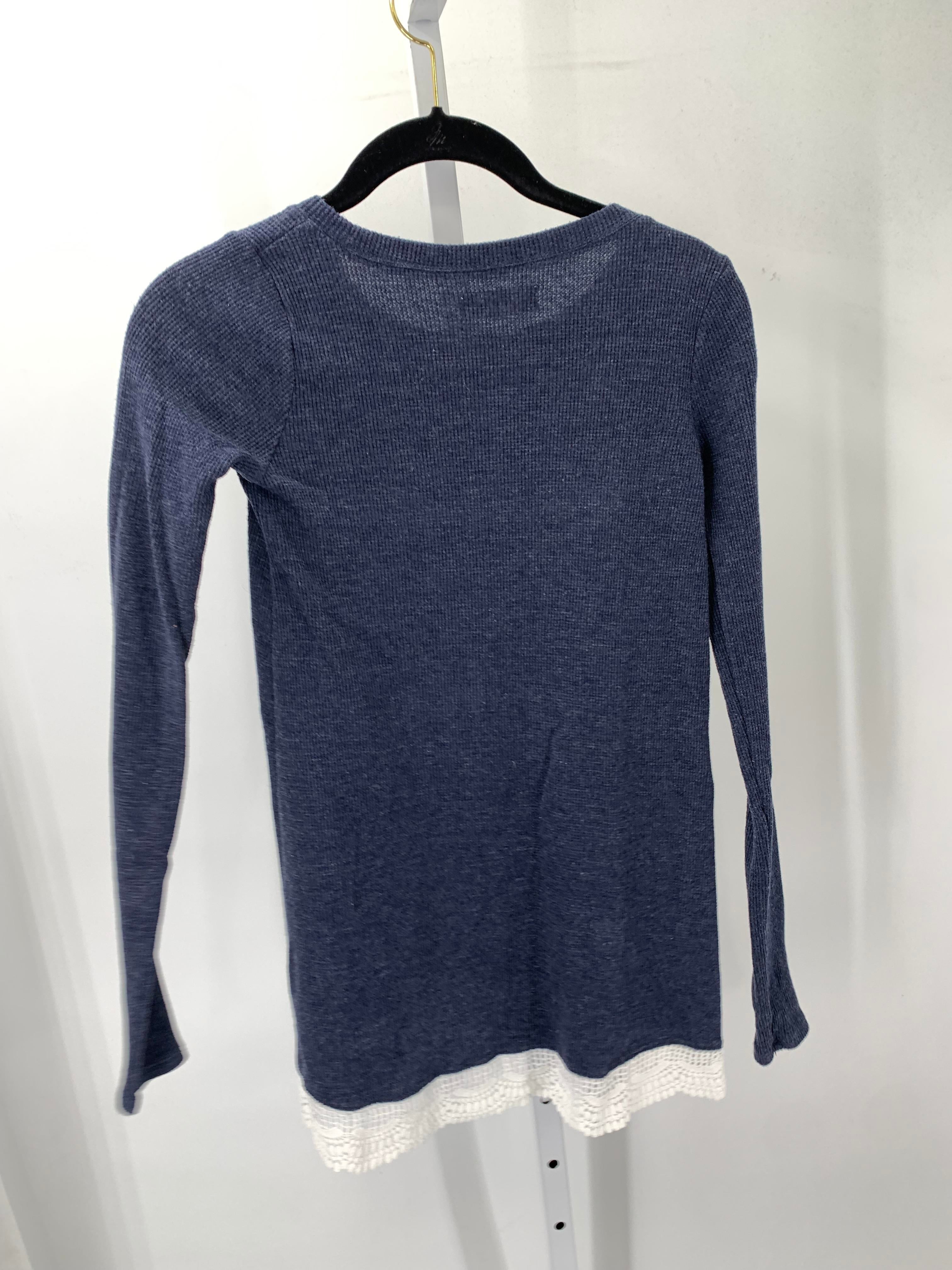 Hollister Size X Small Juniors Long Sleeve Shirt
