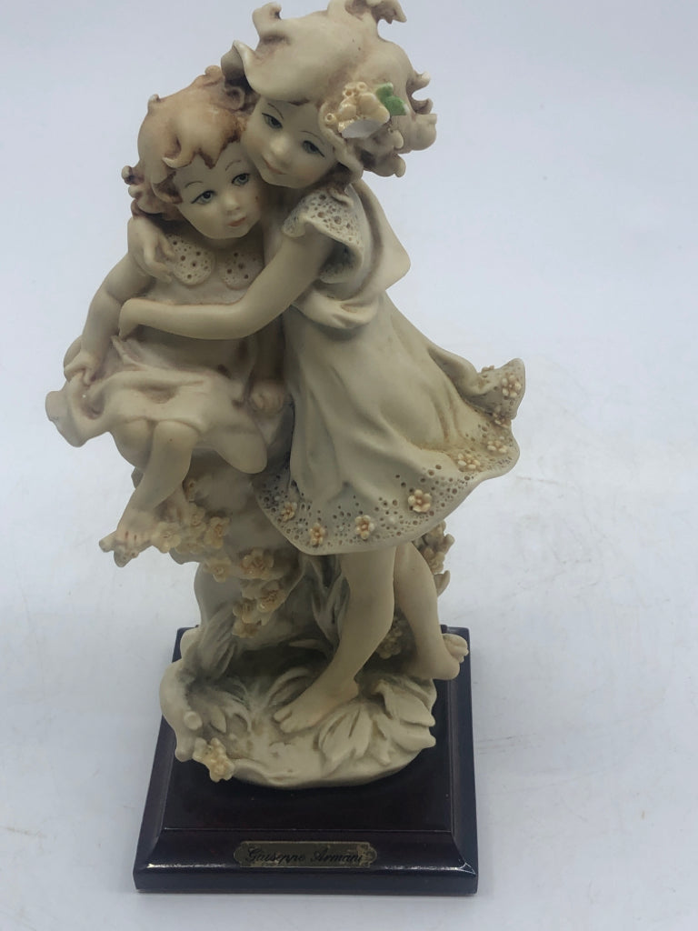 GUISEPPE ARMANI MAGIC MEMORIES GIRLS FIGURINE.