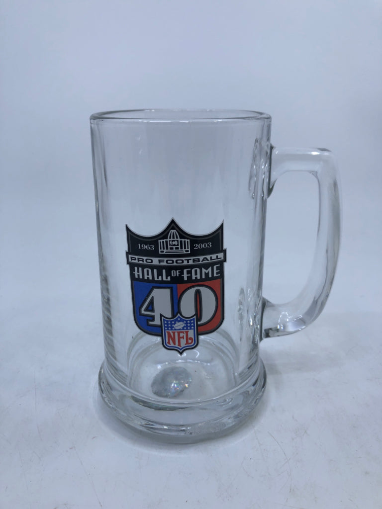 NFL HALL OF FAME 40 FOOTBALL GLASS MUG.