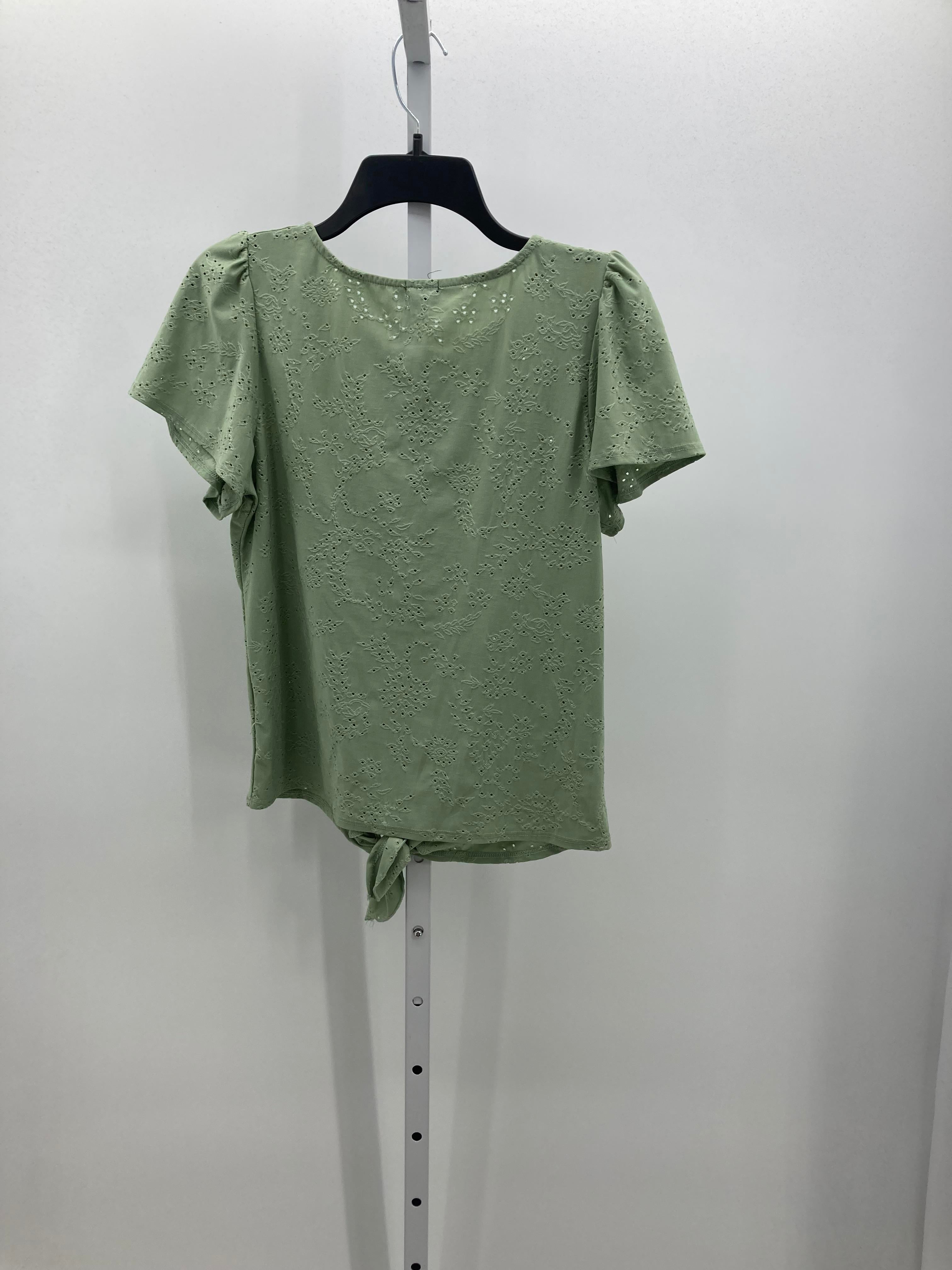 W5 Size Medium Misses Short Sleeve Shirt