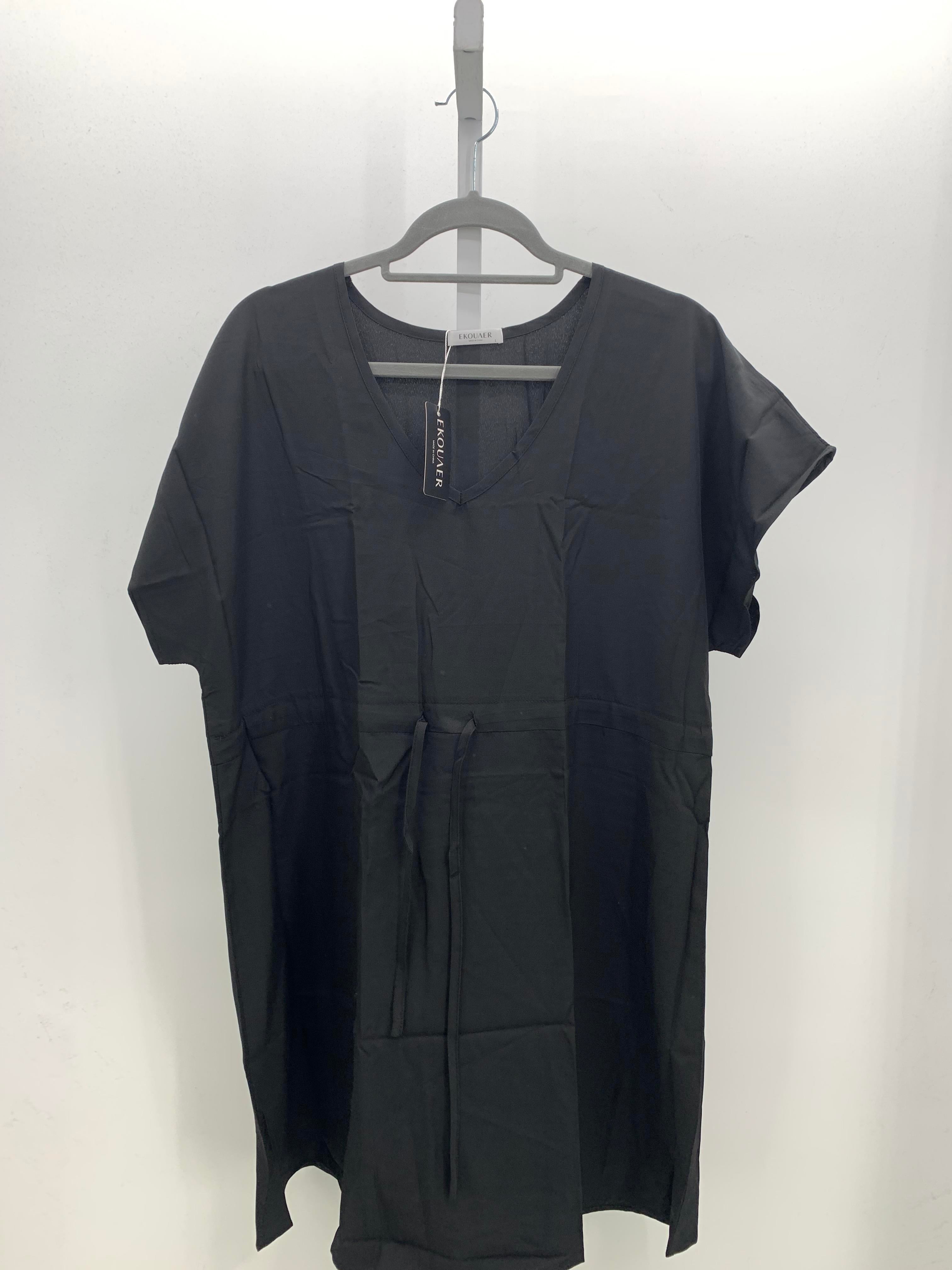 Size Large Misses Short Sleeve Dress