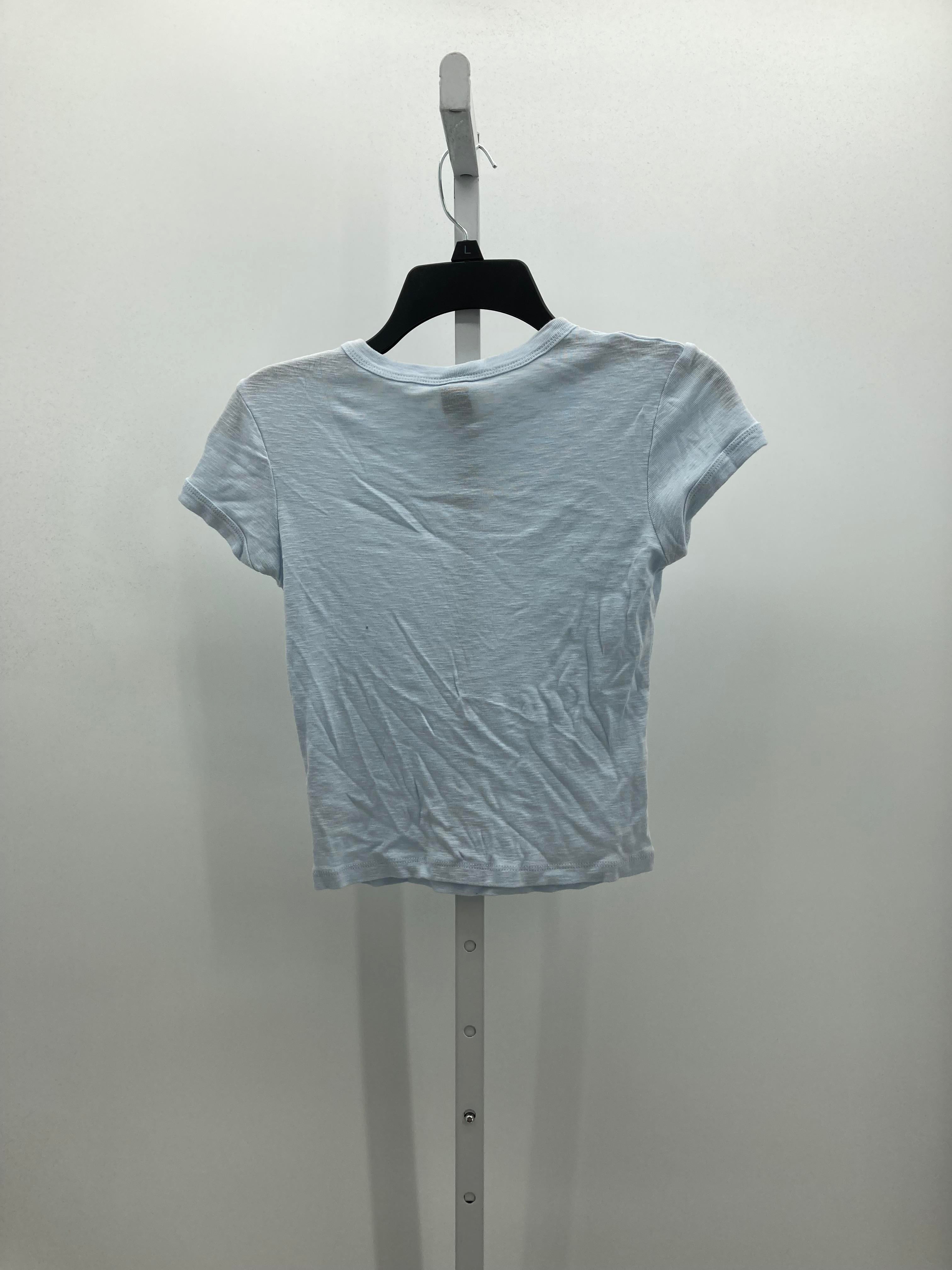 Wild Fable Size Medium Juniors Short Sleeve Shirt