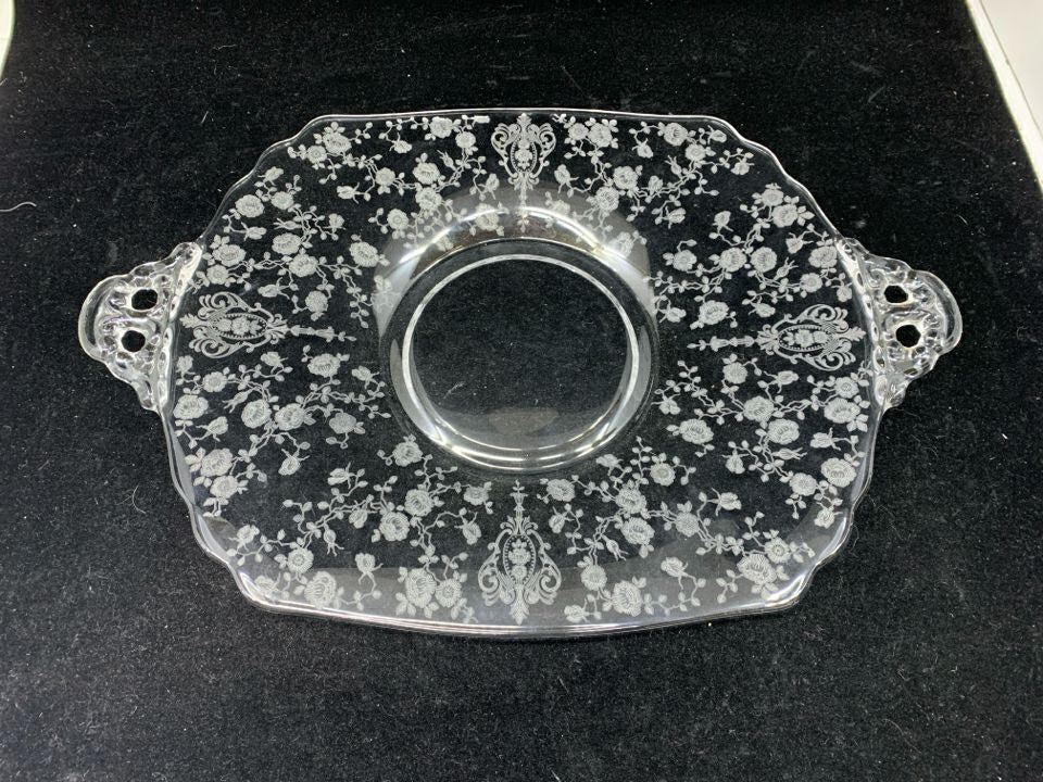 VTG RECTANGLE ETCHED FLORAL SERVER W HANDLE.