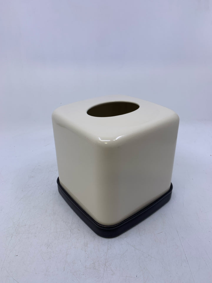 METAL TISSUE BOX COVER.