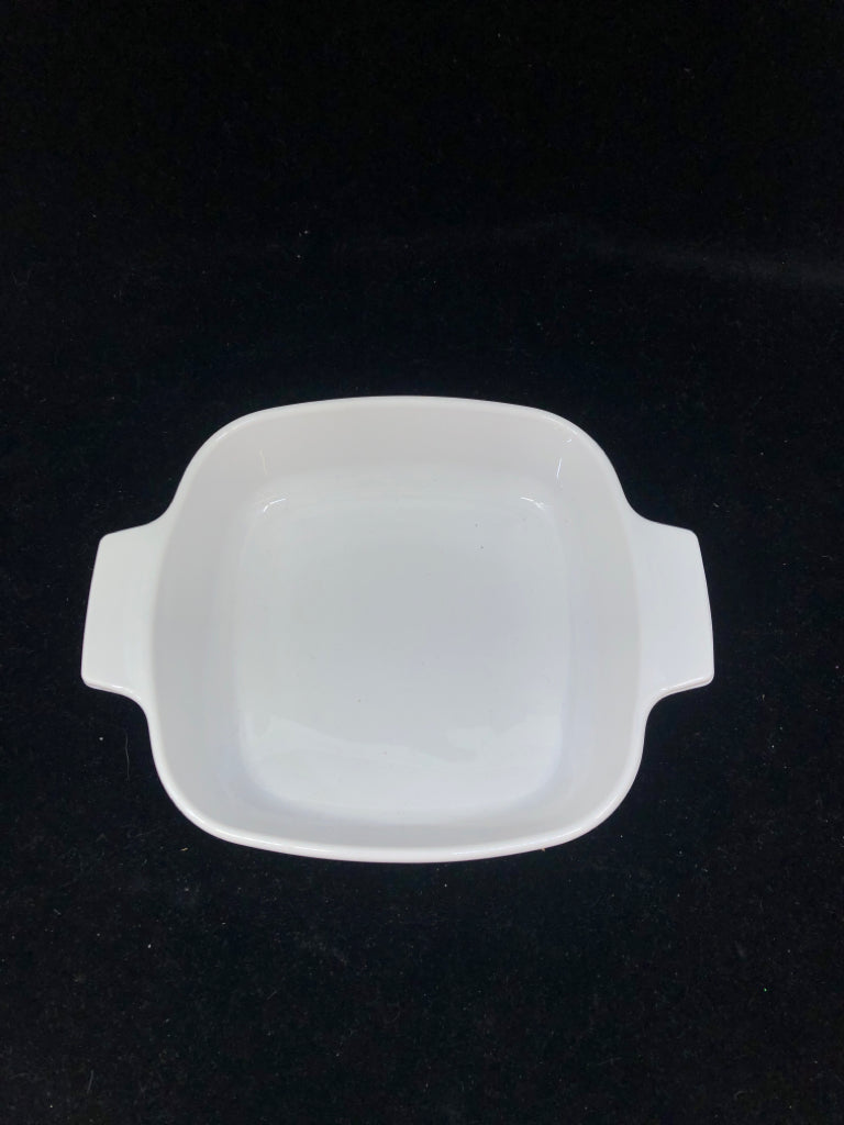 SQUARE WHITE CORNING WARE BAKING DISH.