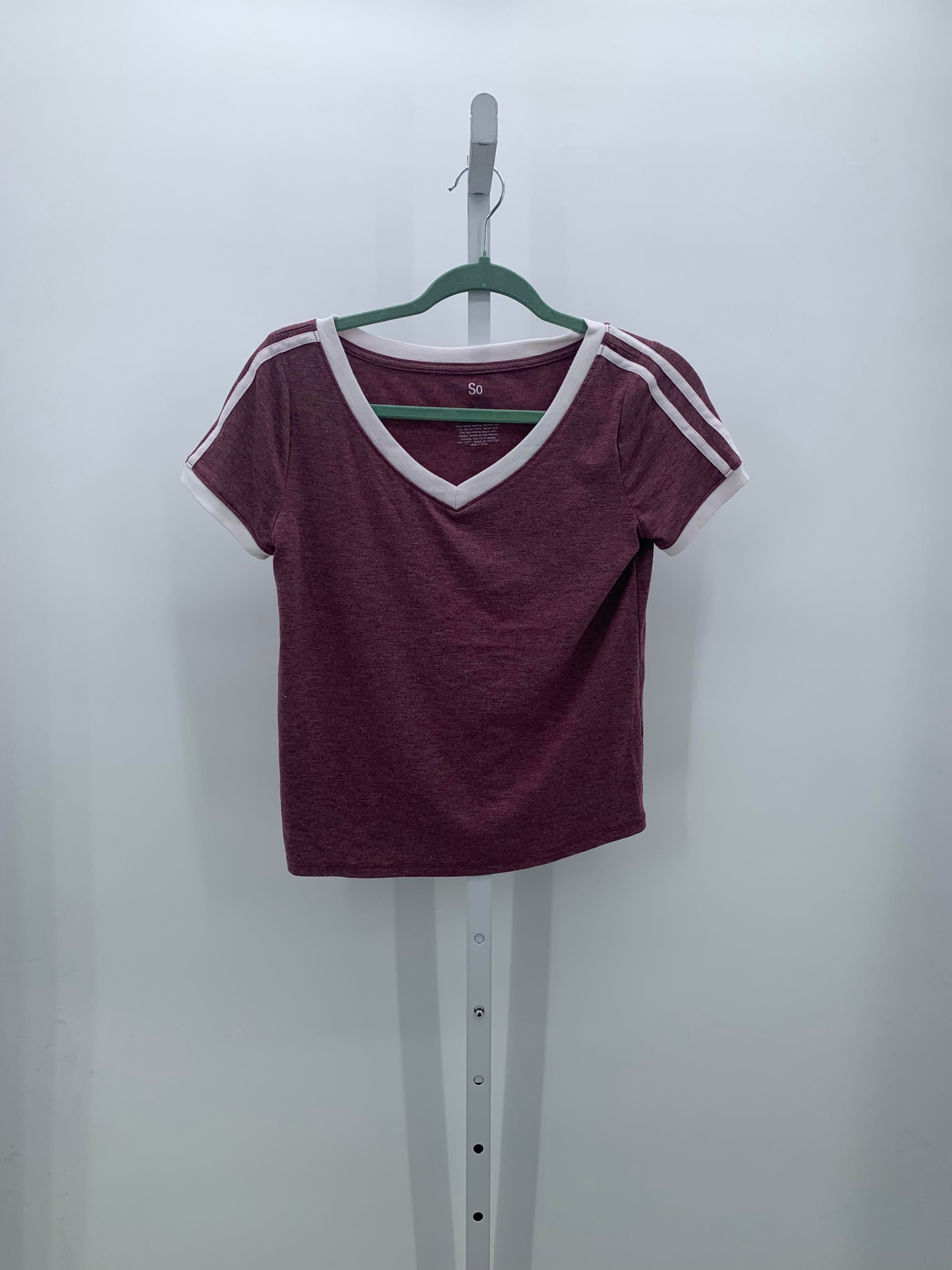 SO Size Small Juniors Short Sleeve Shirt