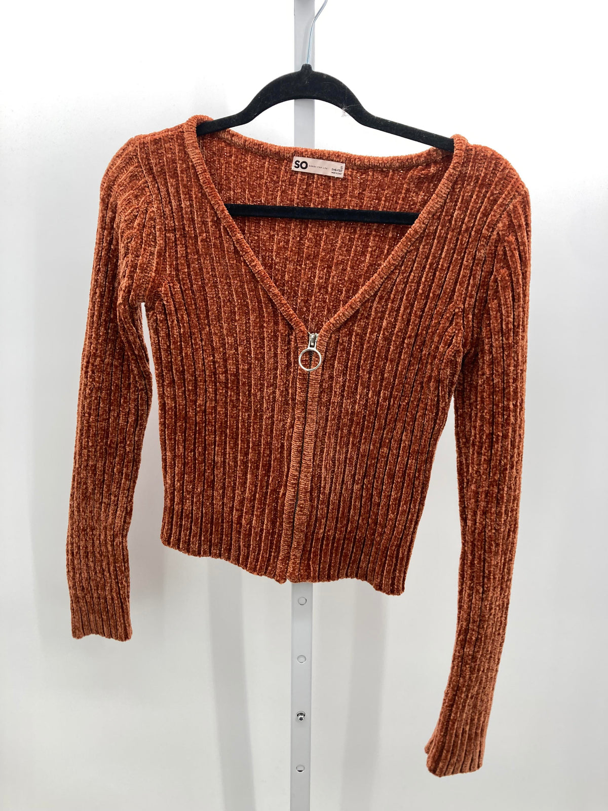 SO Size Small Juniors Long Sleeve Sweater