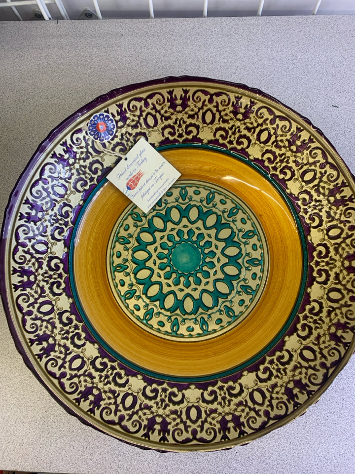 LARGE GLASS PURPLE/GREEN/GOLD DESIGN CENTERPIECE BOWL.
