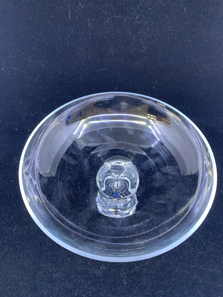 THICK FOOTED CENTERPIECE CLEAR GLASS BOWL.