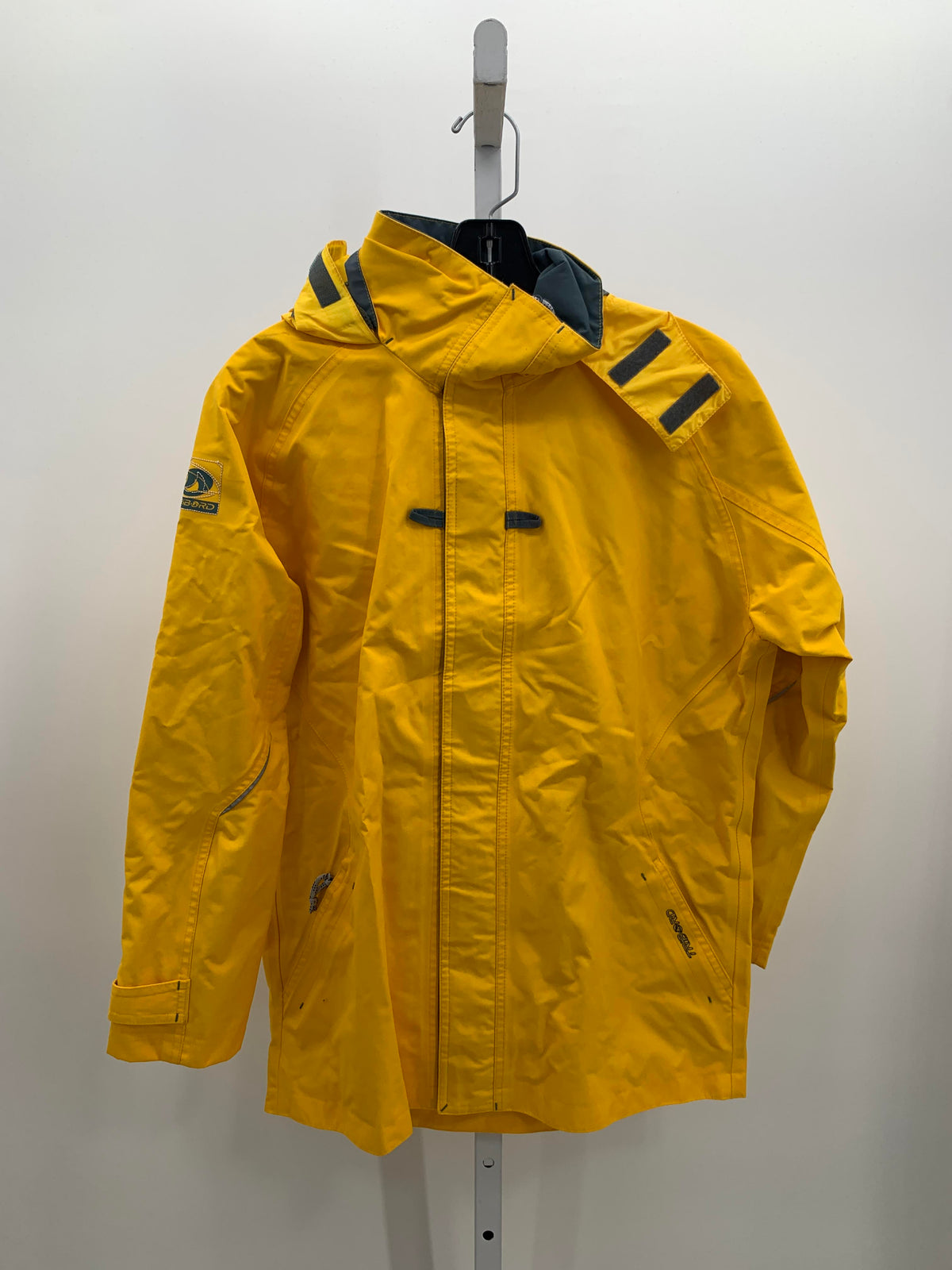 WINDBREAKER/ RAIN COAT- DECATHALON BRAND