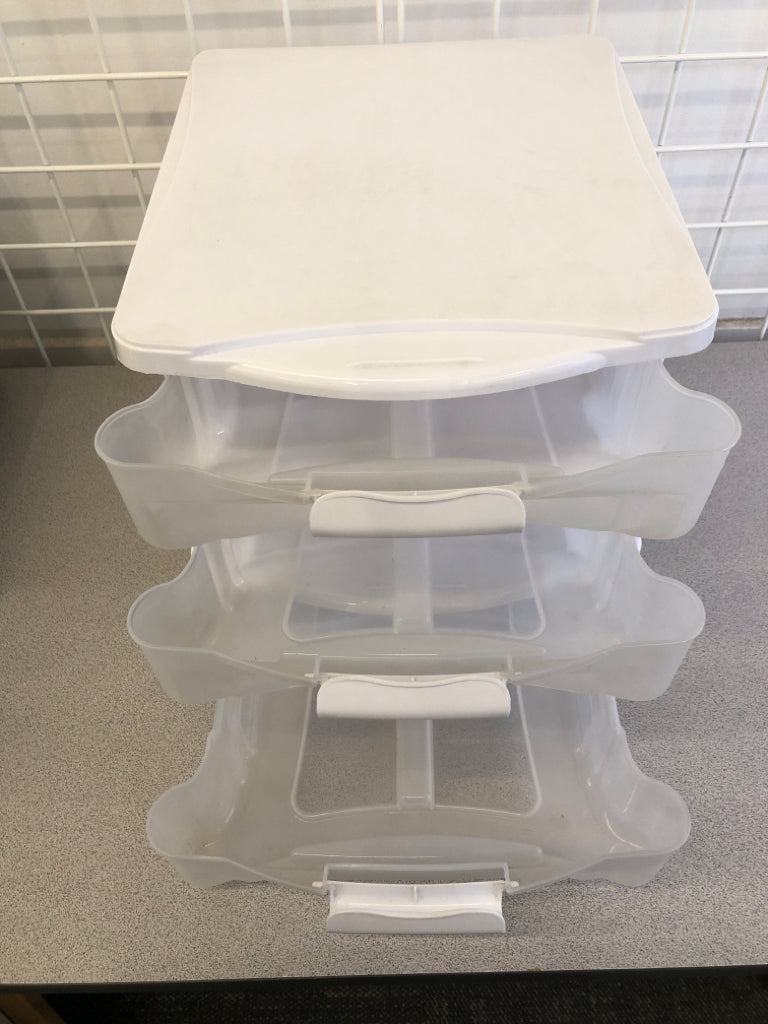 WHITE PLASTIC 3 DRAWER STORAGE ORGANIZER.