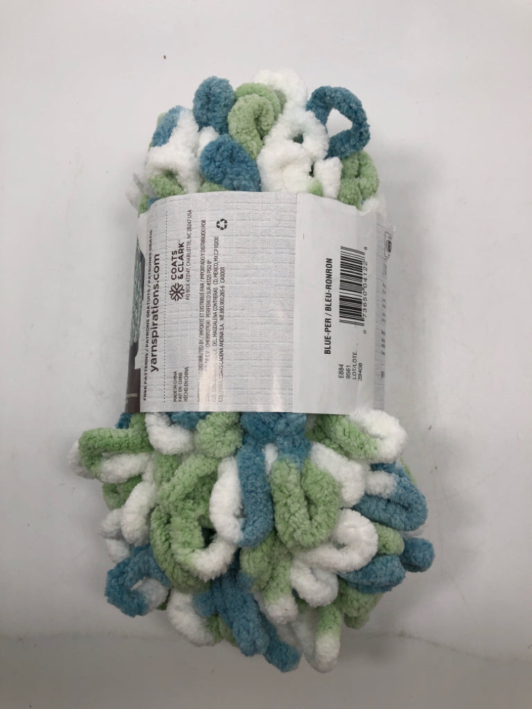 NIP LOOP-IT GREEN/BLUE YARN.