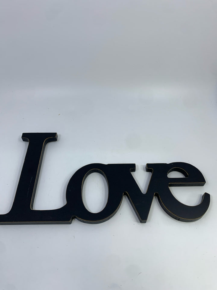 WOOD LOVE BLOCK SIGN.