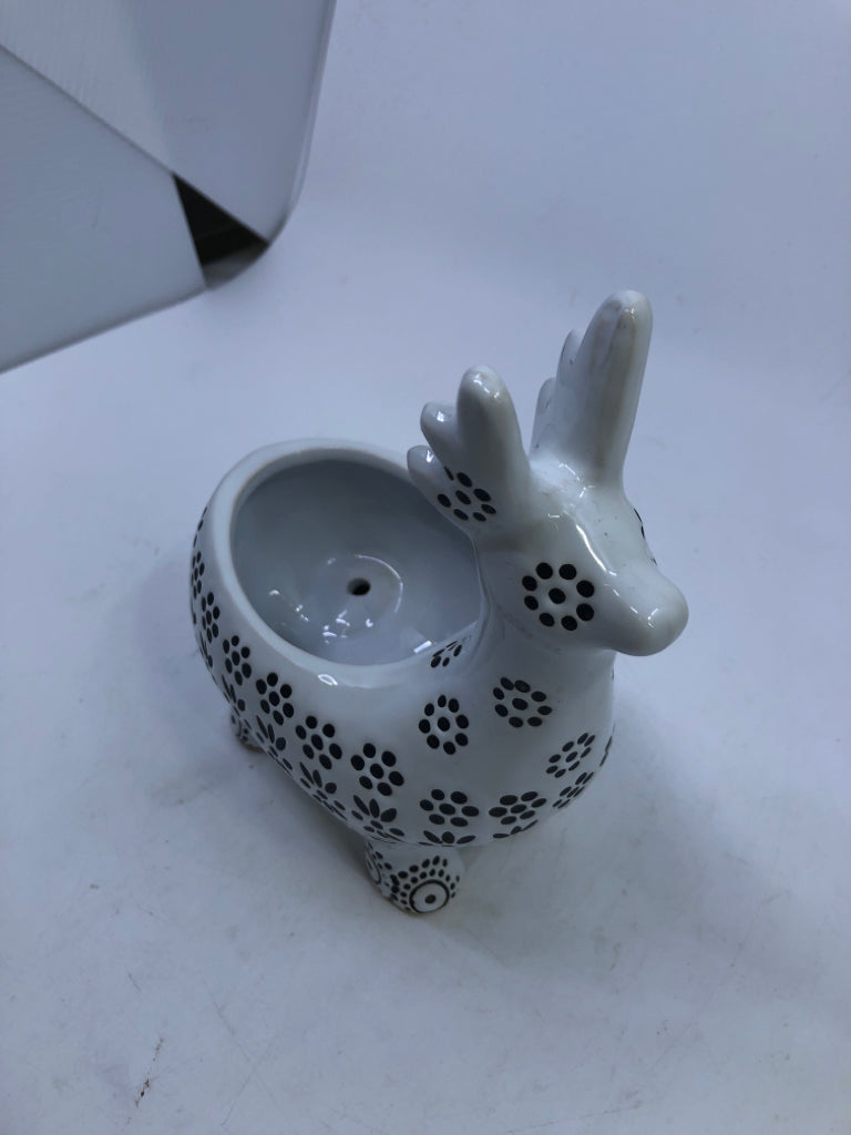 DEER PLANTER