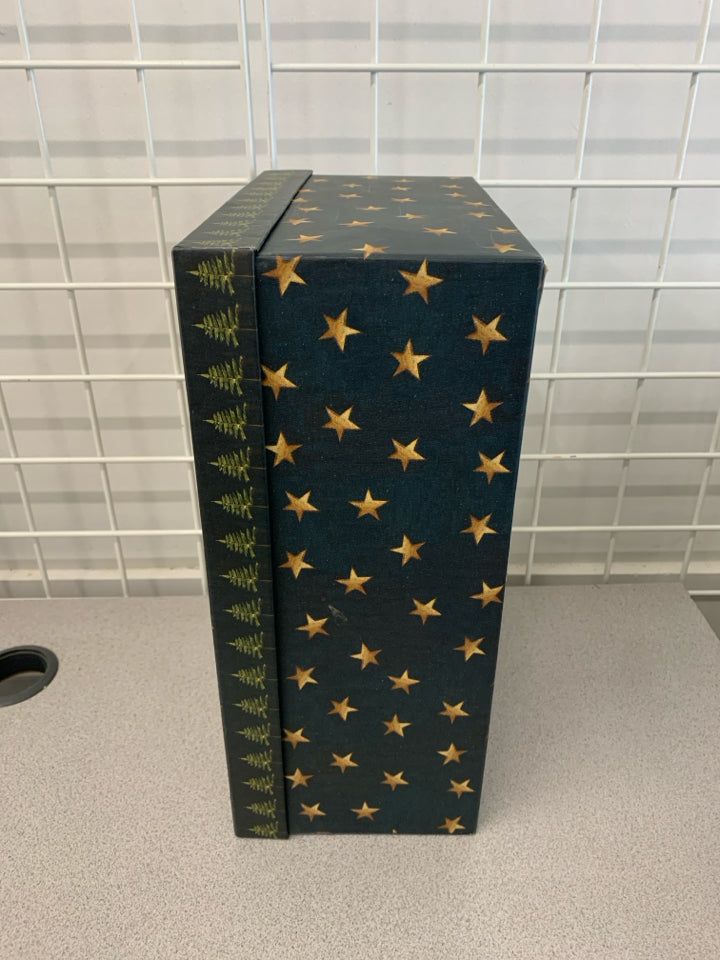 SANTA & STARS GIFT BOX.