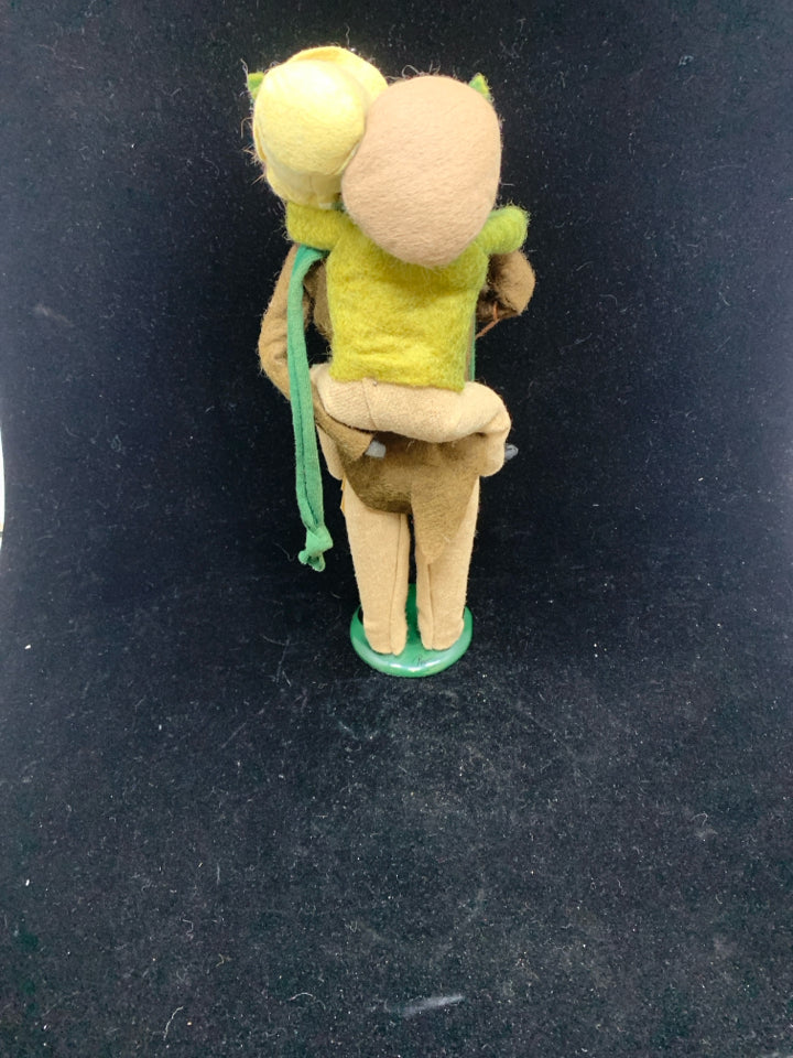 BYERS' CHOICE BOB CRATCHET TINY TIM FIRST EDITION 1990.