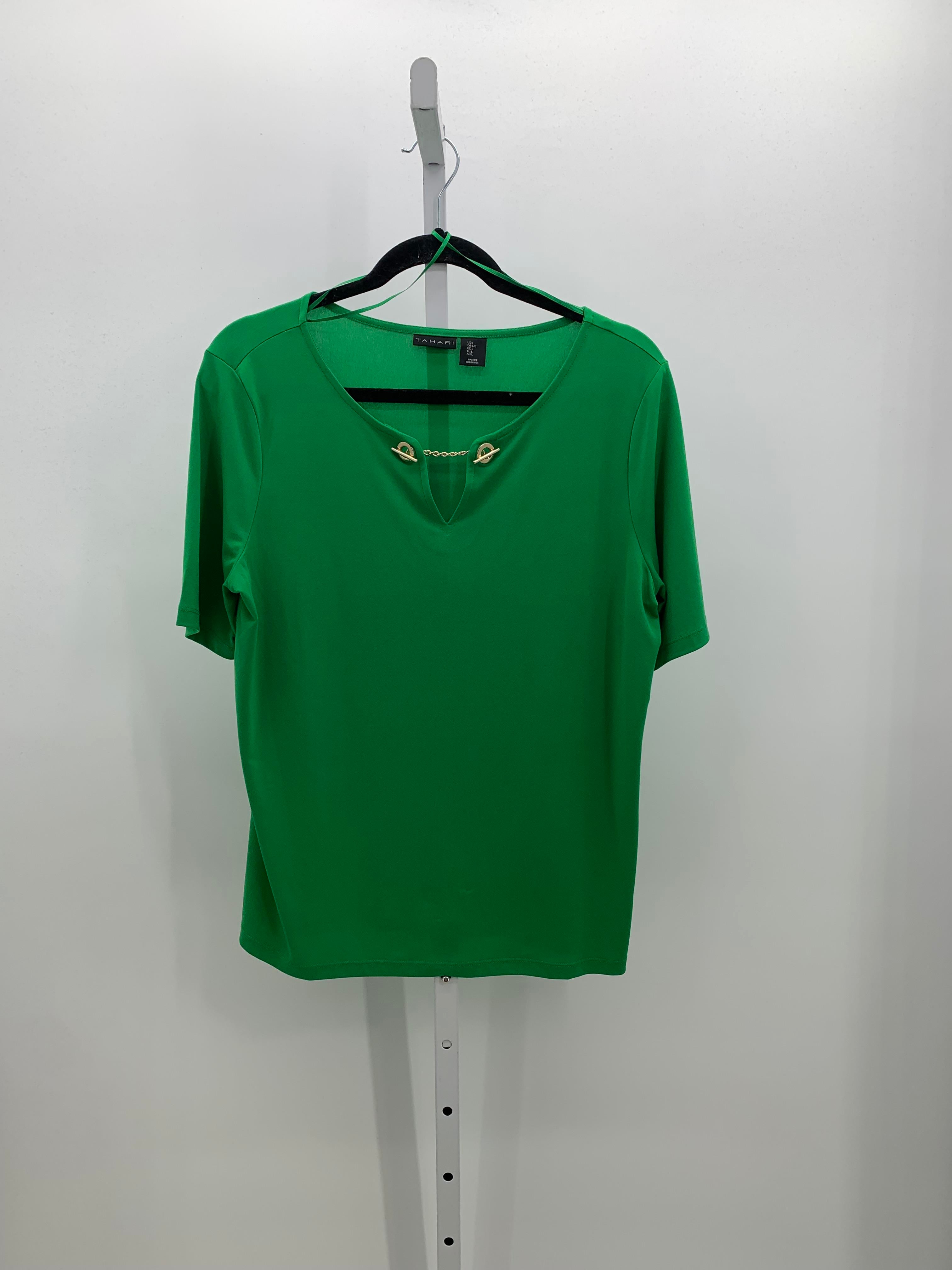 Tahari Size Large Misses Short Sleeve Shirt