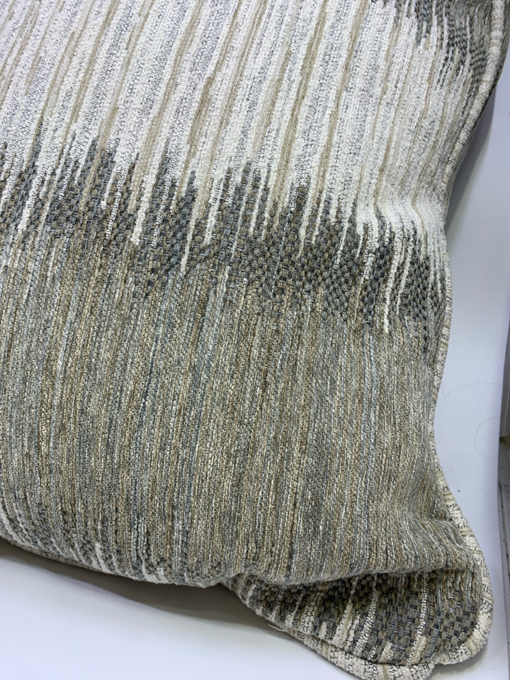 LARGE WHITE & GRAY PILLOW W/LINE DESIGN.