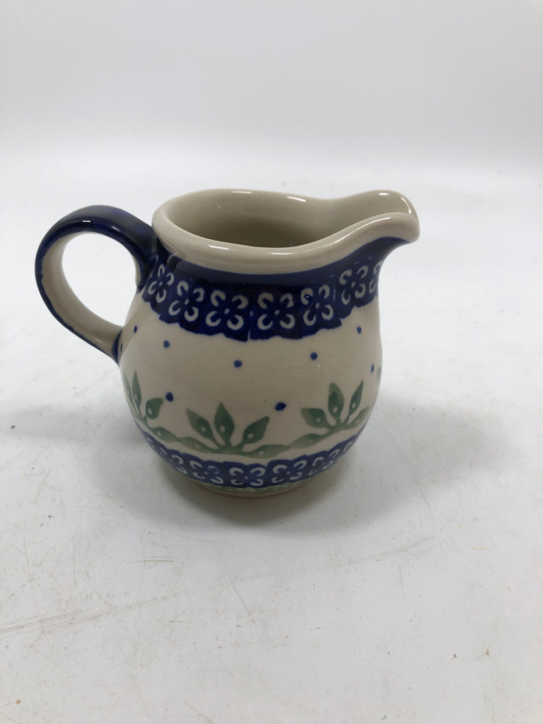 POLISH POTTERY CREAMER.