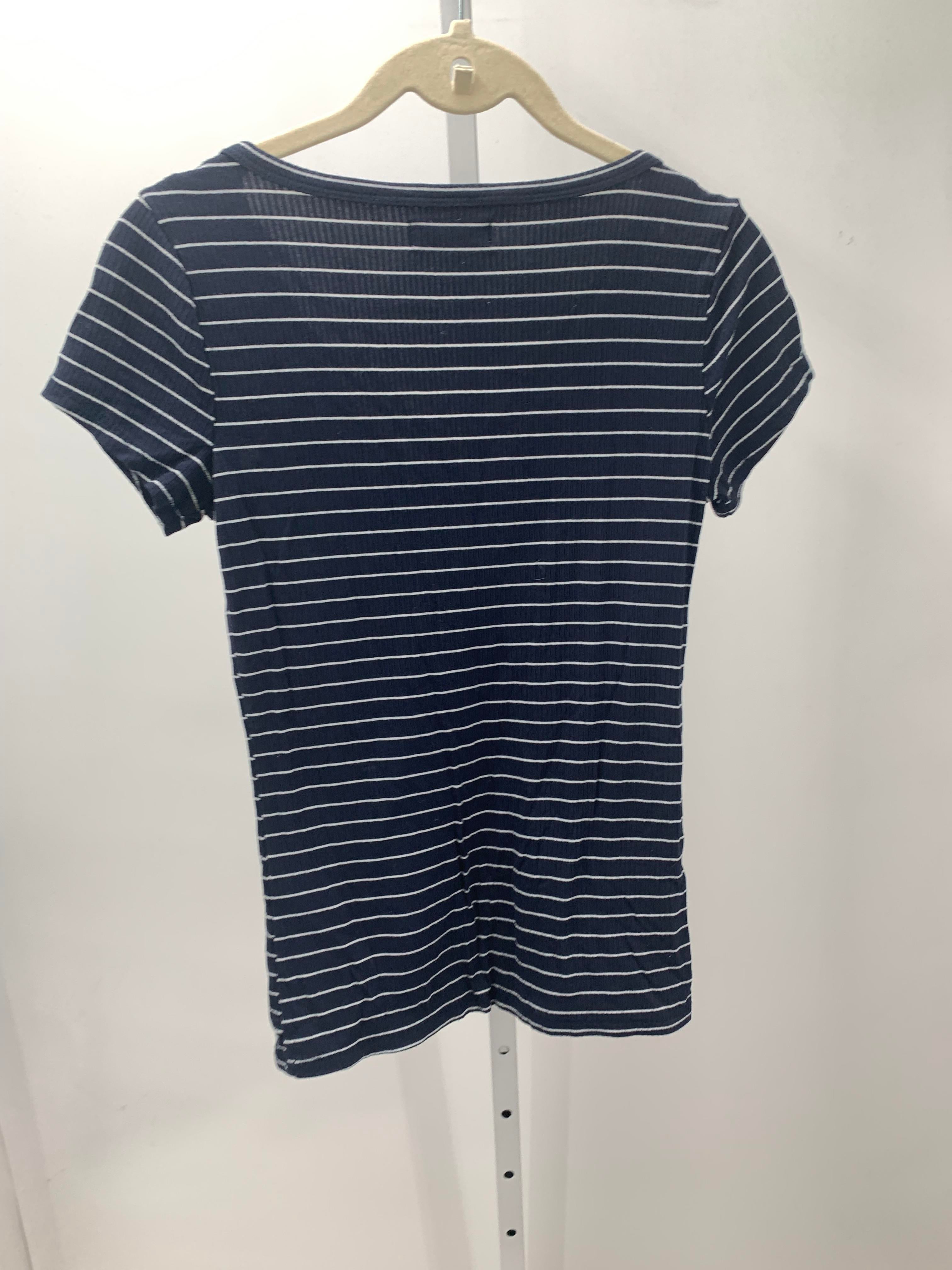 Hollister Size Small Juniors Short Sleeve Shirt