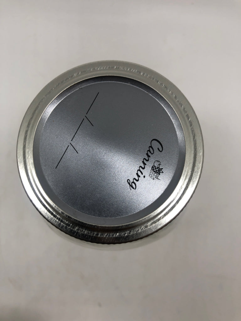 BALL MASON JAR W/SCREW LID.