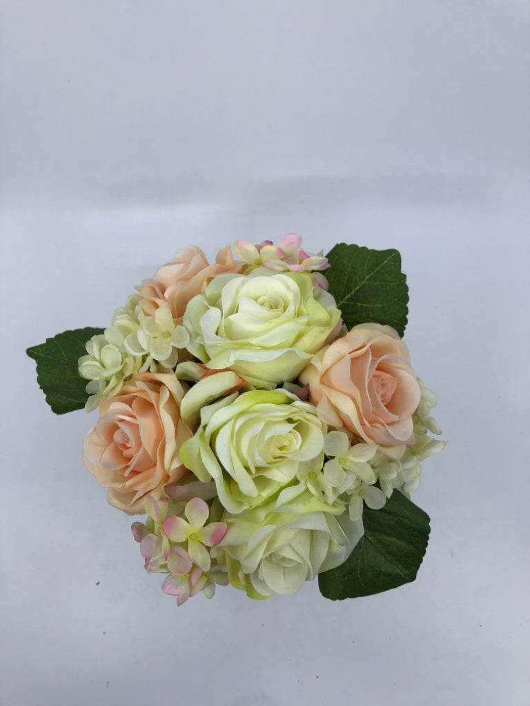 CREAM PLANTER W/PINK AND PEACH FLOWERS.