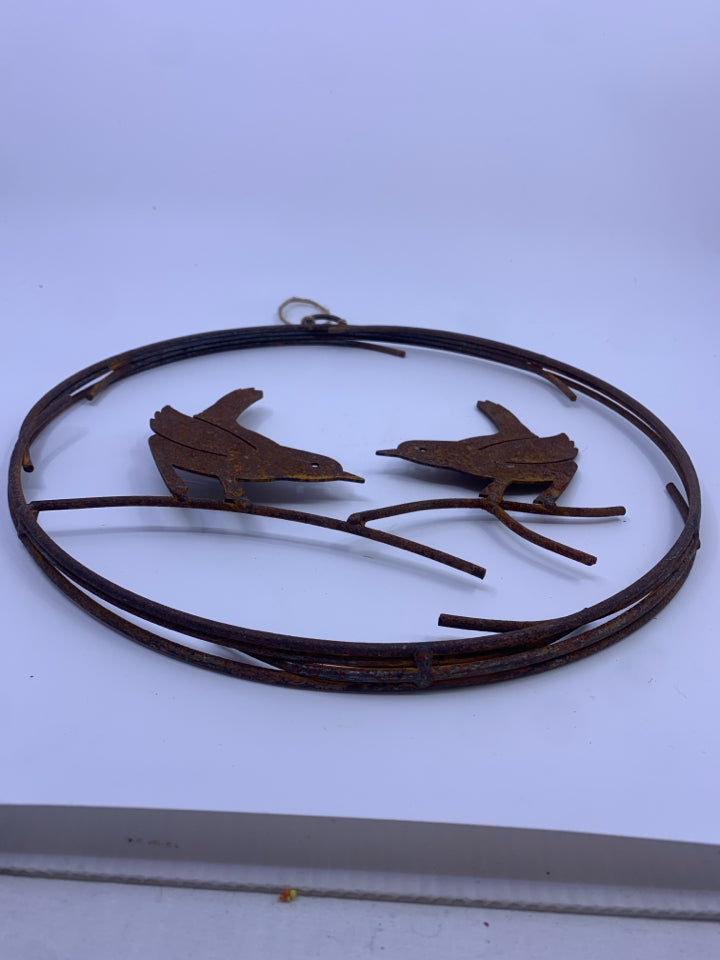 RUSTY BIRDS ON BRANCH CIRCLE WALL ART.