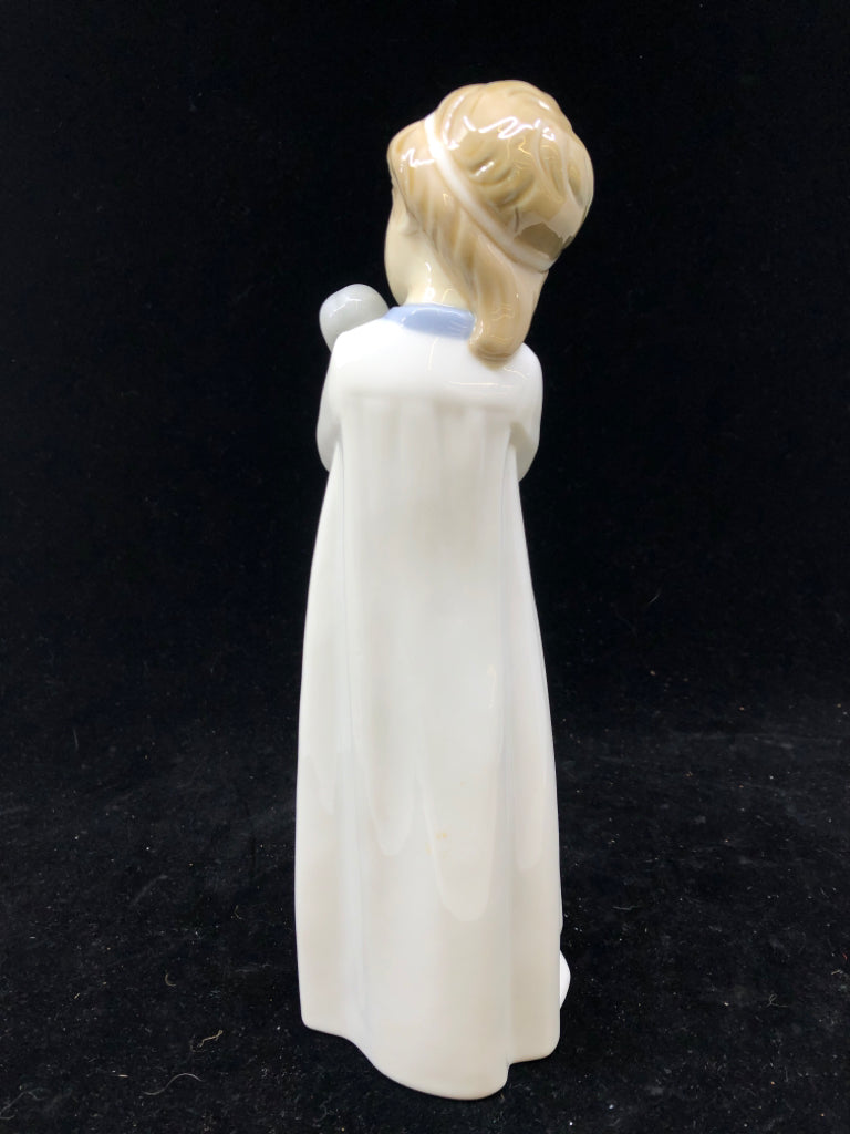 VTG NAO PORCELAIN GIRL IN WHITE GOWN HOLDING DOLL.