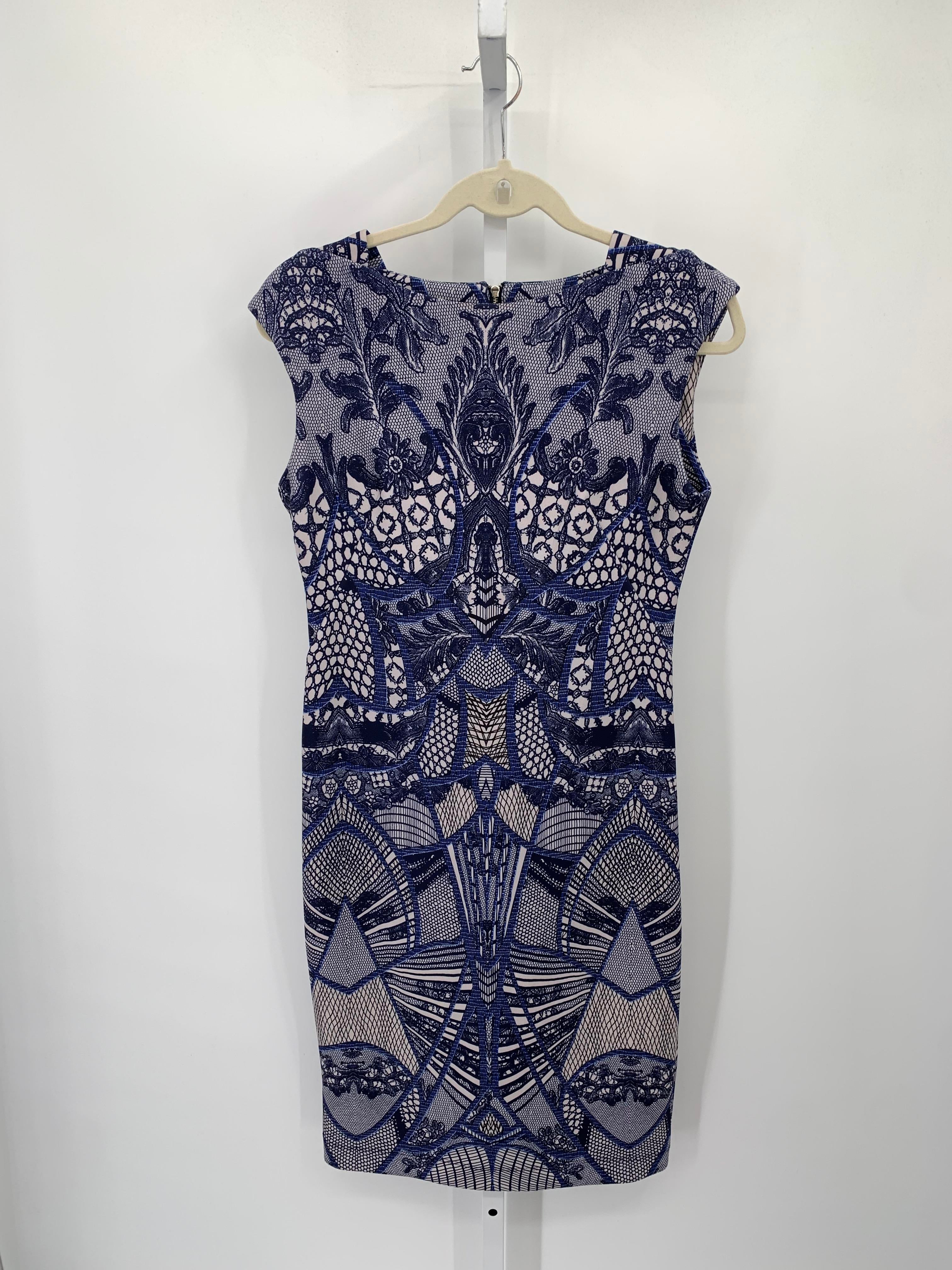 db Size 6 Misses Sleeveless Dress