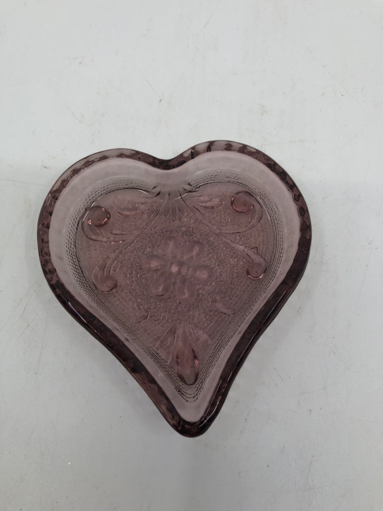 PURPLE GLASS TEXTURED HEART TRINKET BOWL.