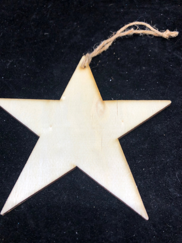 WOOD STAR ORNAMENT.
